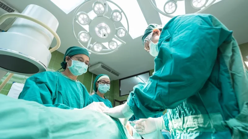 Przydatność MRI vs zaawansowane USG — decyzje diagnostyczne